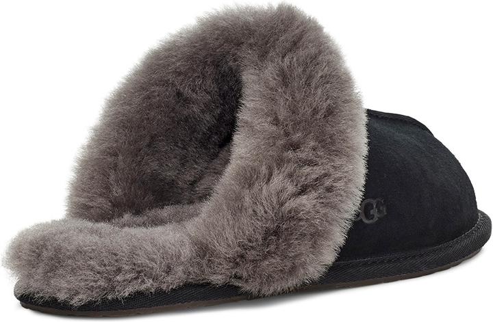 Actual product image Ugg Scuffette II (37)