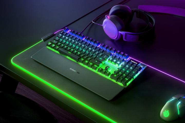 Actual product image SteelSeries Apex 7 (DE, Cable)