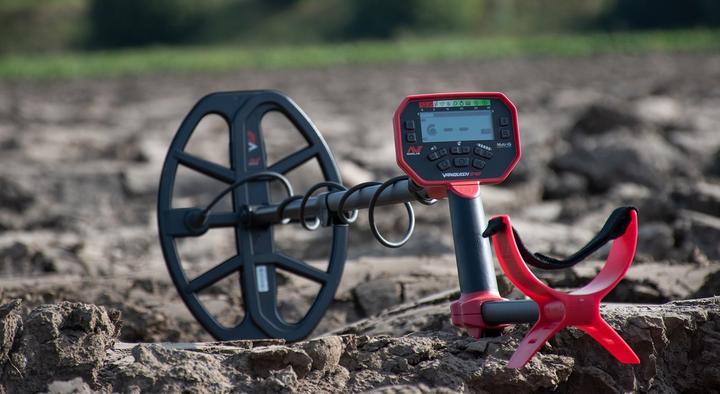 Actual product image Minelab Vanquish 540 Special Offer