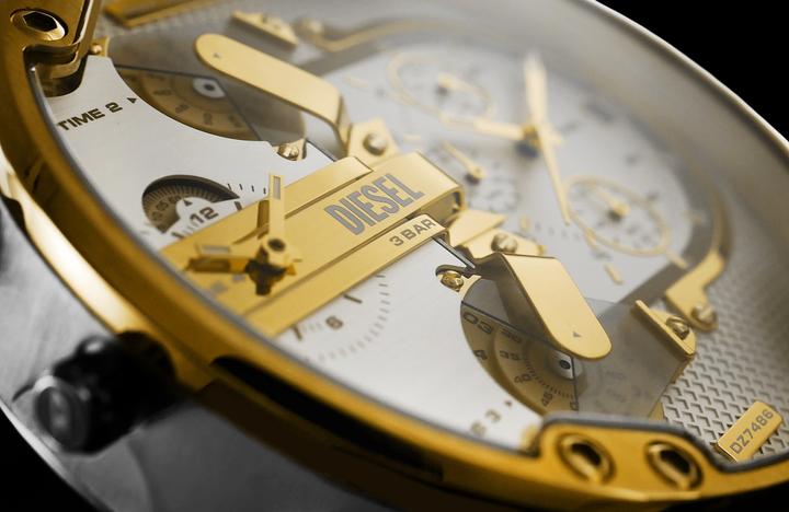Actual product image Diesel Mr Daddy (Chronograph, Analogue wristwatch, 57 mm)