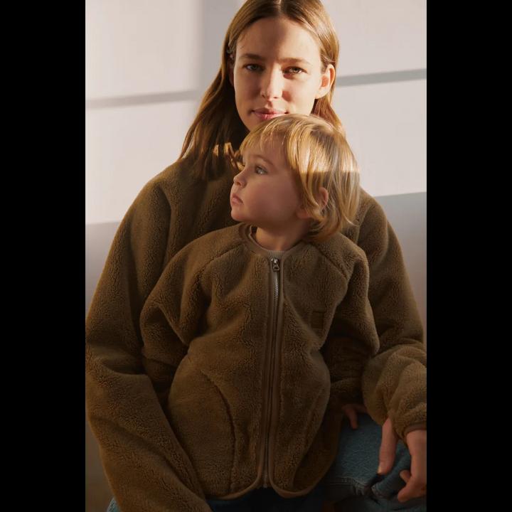 Produktbild Liewood Fleecejacke Calina Oat Mini-Me (40)