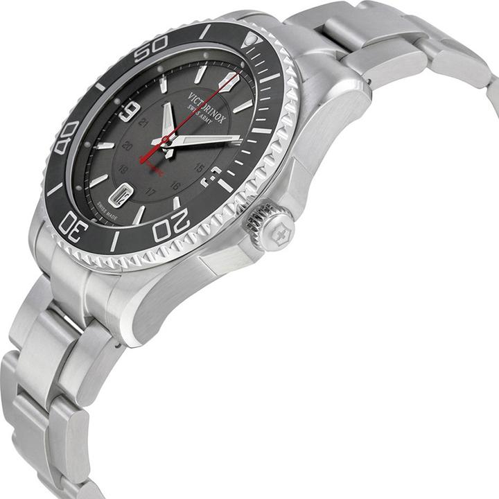 Actual product image Victorinox Maverick Mechanical (Analogue wristwatch, Swiss made, 43 mm)