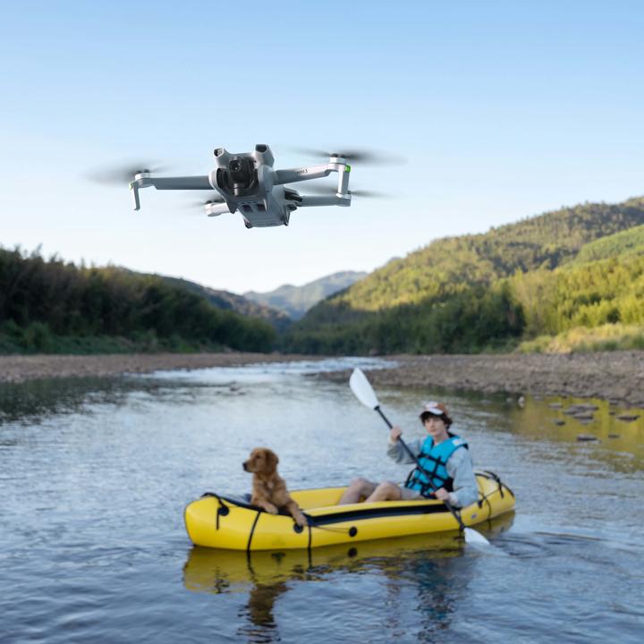 Produktbild DJI Mini 3 mit RC Controller (38 min, 248 g, 12 Mpx)