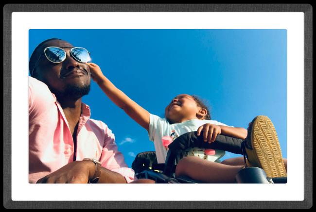 Produktbild Lexar Pexar 11" Digital Picture Frame 2K resolution WiFi enabled 32GB (11", 2000 x 1200 Pixel)