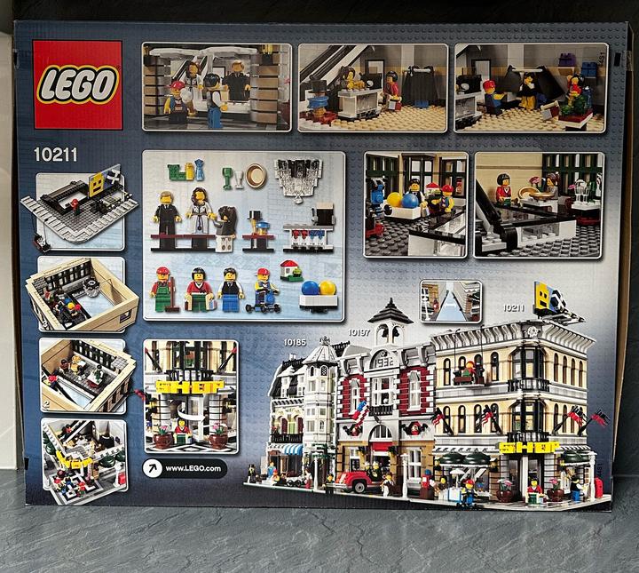 Actual product image LEGO Creator EXPERT Large Department Store (10211, LEGO Creator Expert)