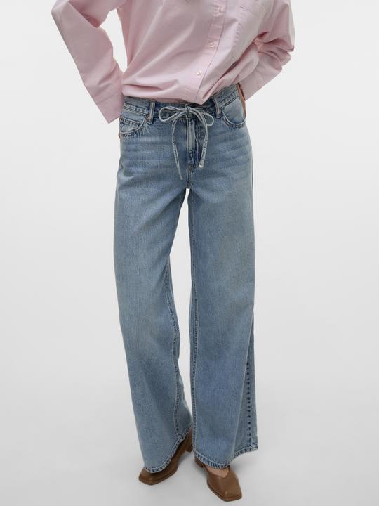 Actual product image Vero Moda VMREMY Mid Rise Gerade geschnitten Jeans Weit geschnitten (W30/L32)