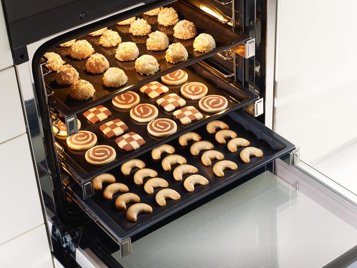 Actual product image Miele HFC71 FlexiClip Single pull-out