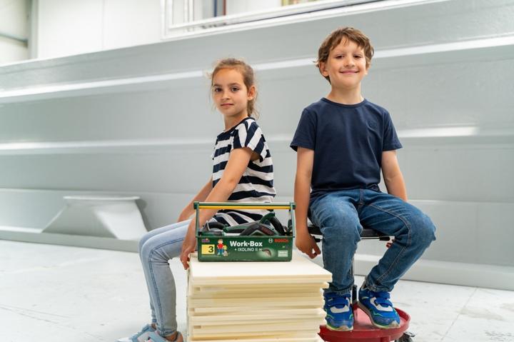 Actual product image Theo Klein Bosch toolbox specialist trade