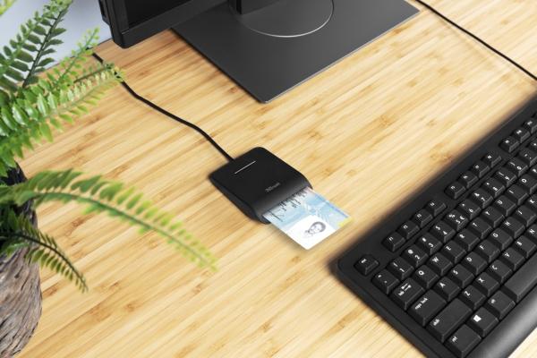 Produktbild Trust PRIMO Smart Card Reader (USB 2.0)