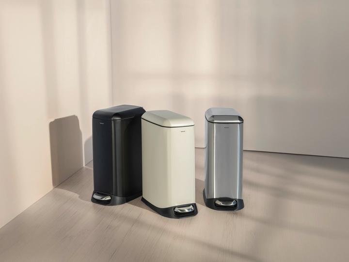 Actual product image Wenko Treteimer Design Easy-Close (12 l)