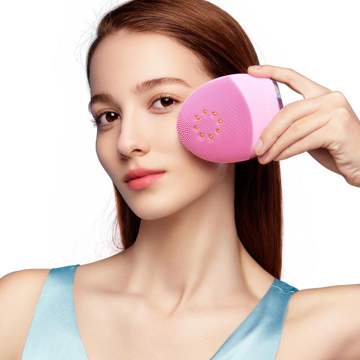 Produktbild Foreo LUNAâ„¢ 3 plus Thermo-Gesichtsreinigungsgerät mit Mikrostrom für normale Haut Luna