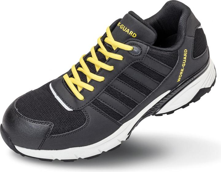 Actual product image Regatta Trainer (S1P, 46)