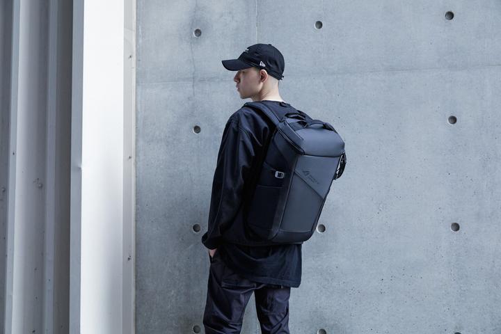 Actual product image ASUS ROG Ranger BP2701 Gaming (22 l)