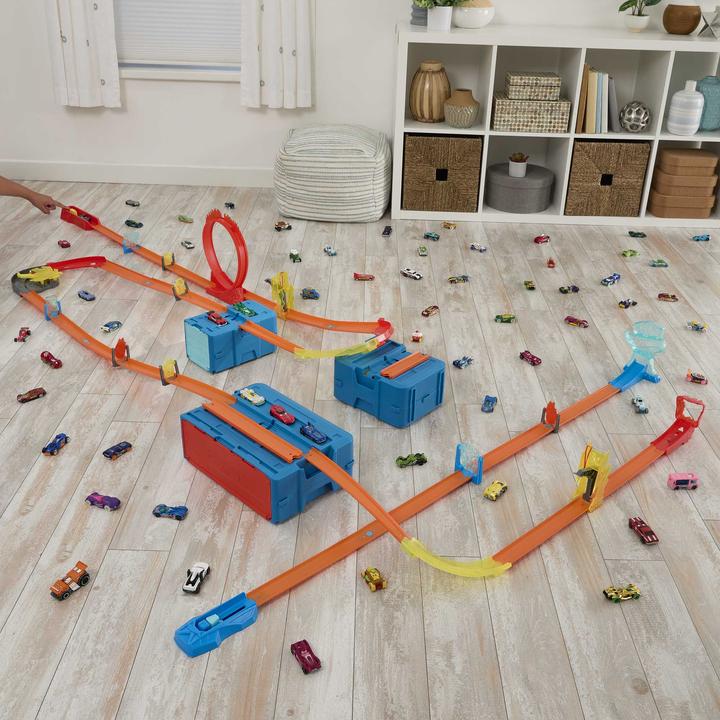 Actual product image Hot Wheels Track Builder Lightning Boost Pack