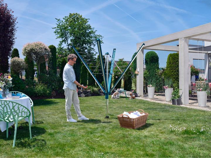 Actual product image Leifheit Linomatic 500 Deluxe Cover laundry umbrella (50 m)