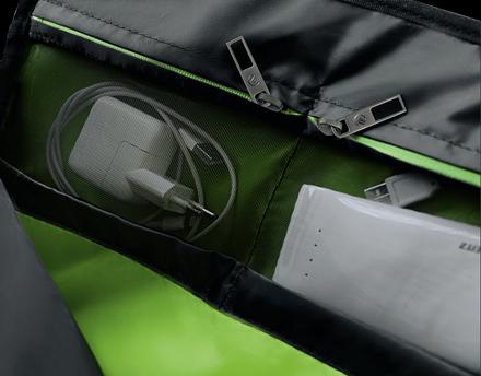 Actual product image Leitz Complete 15.6" Messenger Bag Smart Traveller (15.60", Universal)