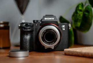 Actual product image Voigtländer Colour-Skopar 50mm / 2.2 VM silver (Leica M, full size)