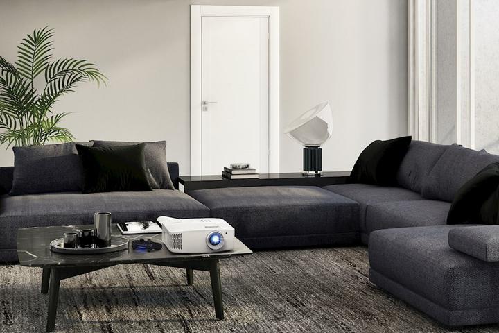 Actual product image Optoma UHD42 (UHD, 3400 lm, 1.21 - 1.59:1)