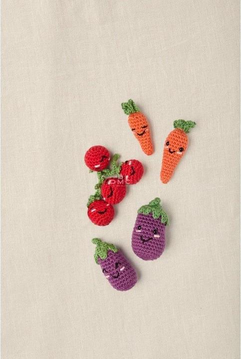 Immagine prodotto DMC Set uncinetto Cable Amigurumi Veggie pals, Motivo: Smiley, Set: Sì