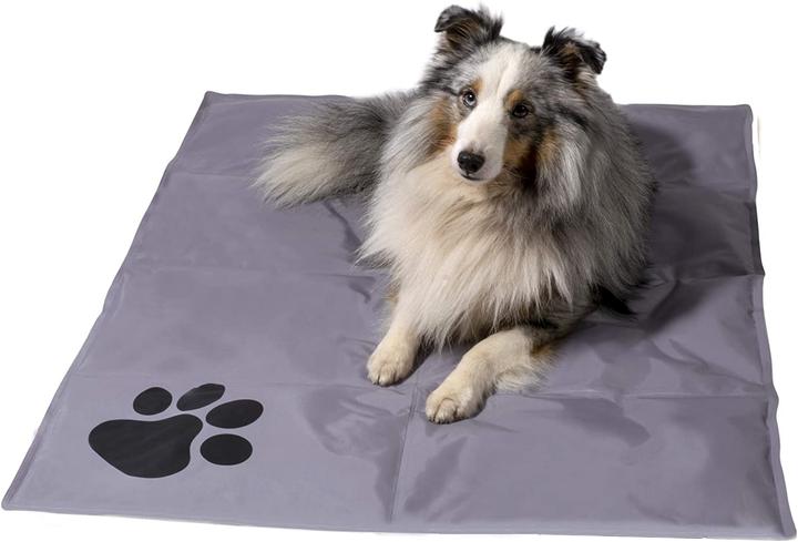 Actual product image Dobar Cooling mat with black paws 99.5 x 70 cm grey (Dog)