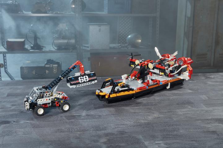 Produktbild LEGO Luftkissenboot (42076, LEGO Technic)