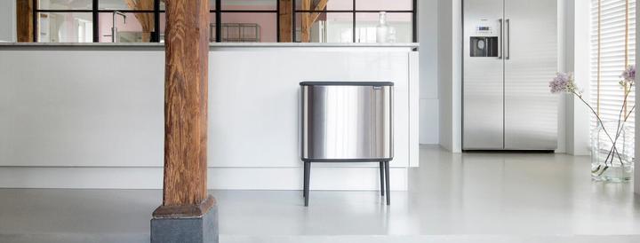 Immagine prodotto Brabantia Cestino per la raccolta differenziata con pulsante, argento (31 62 27) (34 l)