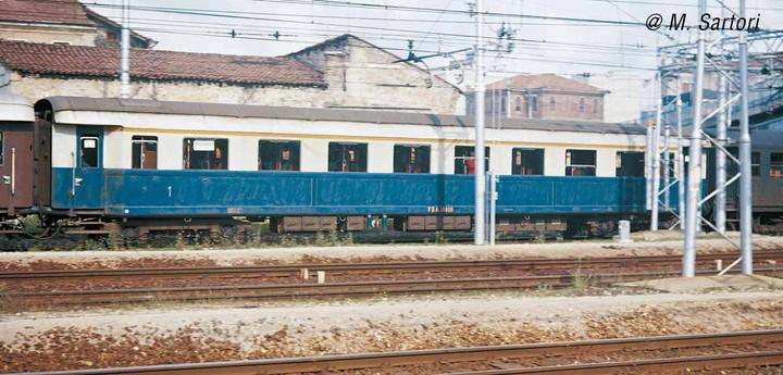 Actual product image Hornby FS 4 cars Treno Azzurro 2 Az, 2 Bz/Resto Ep IIIb