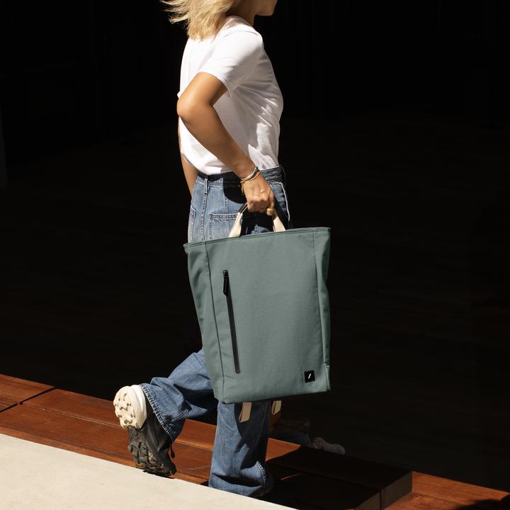 Actual product image Native Union W.F.A Backpack Slate (15 l)