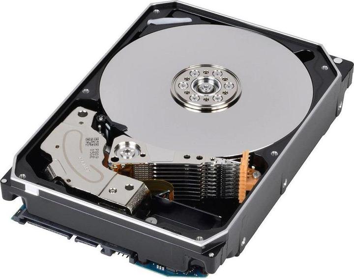 Actual product image Toshiba MG08 Series (16 TB, 3.5", CMR)