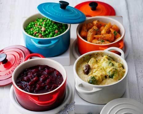 Actual product image Le Creuset Mini-Cocotte 4er Set "Cherry Red