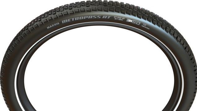 Actual product image Maxxis Metro Pass AT (27.5 x 1.40, 61-584)