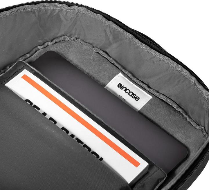 Actual product image Incase A.R.C. Daypack (19.50 l)