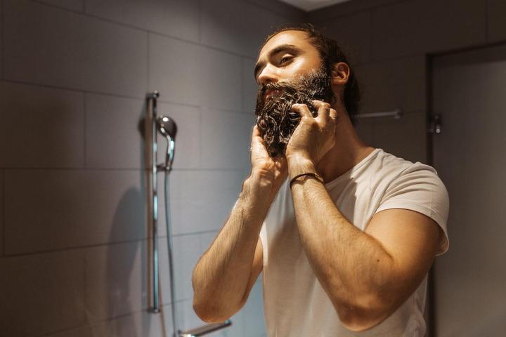 Immagine prodotto Groom and Grow Kit per la barba (180 ml)