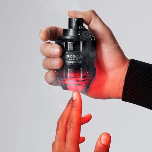Produktbild Viktor & Rolf Spicebomb Infrared by (Eau de Toilette, 90 ml)