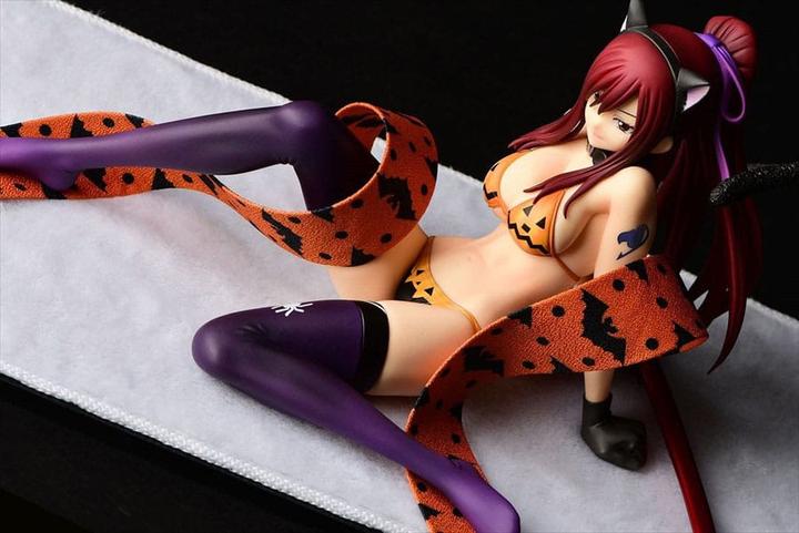 Image du produit Orca Fairy Tail statuette 1/6 Erza Scarlet - Halloween CAT Gravure Style 13 cm