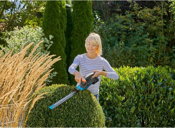 Produktbild Gardena EasyCut 40/18V P4A solo (Akkuheckenschere)