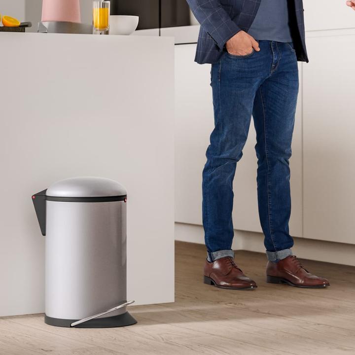 Actual product image Hailo Pedal bin (12 l)