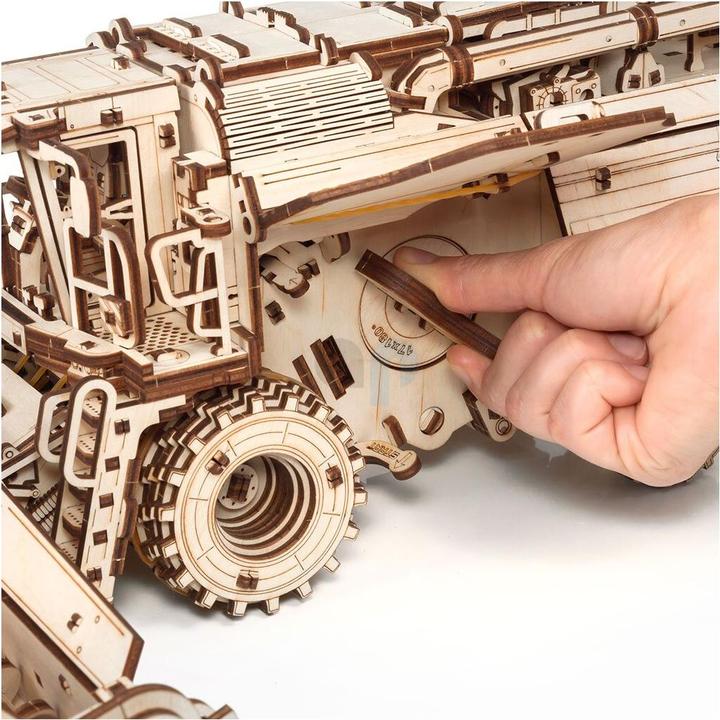 Actual product image Eco Wood Art Harvesting combine harvester
