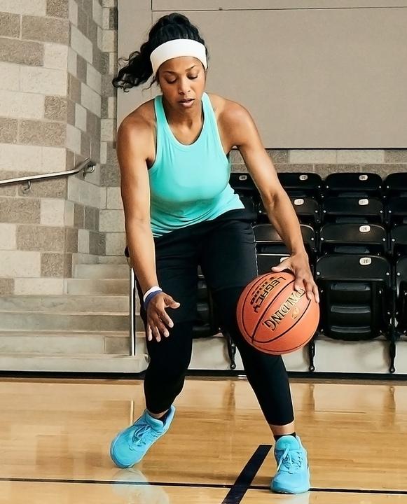 Actual product image Spalding Legacy TF-1000