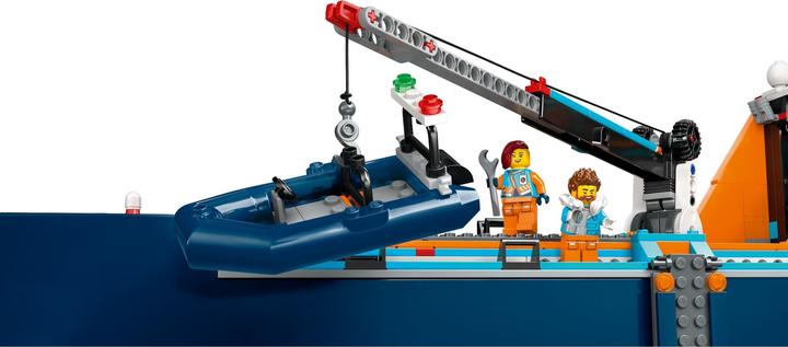Actual product image LEGO Arctic research vessel (60368, LEGO City)