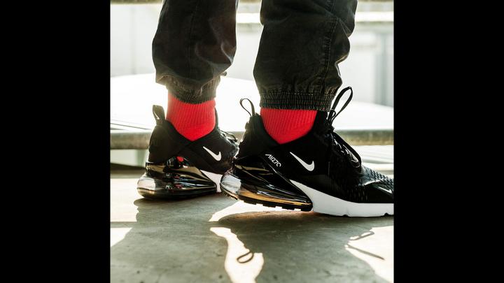 Actual product image Nike Air Max 270 Sneaker (42.5)