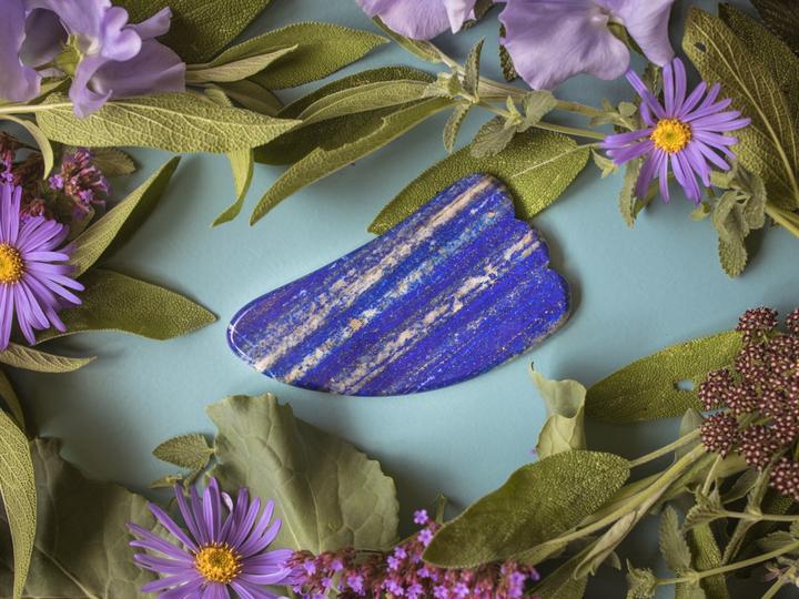 Actual product image YÙ Beauty Lapis Lazuli Gua Sha Beauty Stone