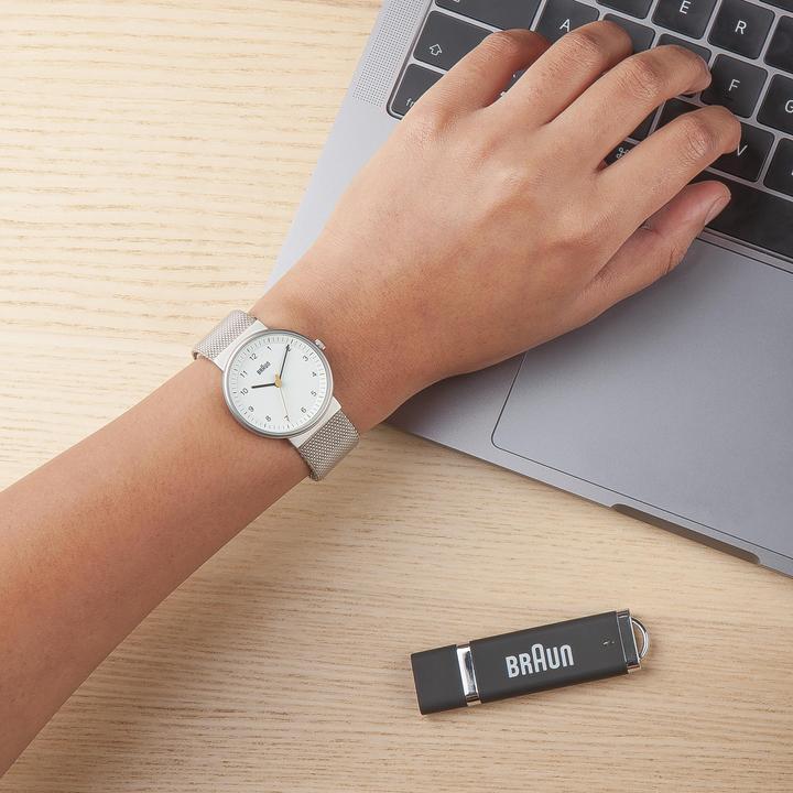 Actual product image Braun Bn0031 (Analogue wristwatch, 33 mm)