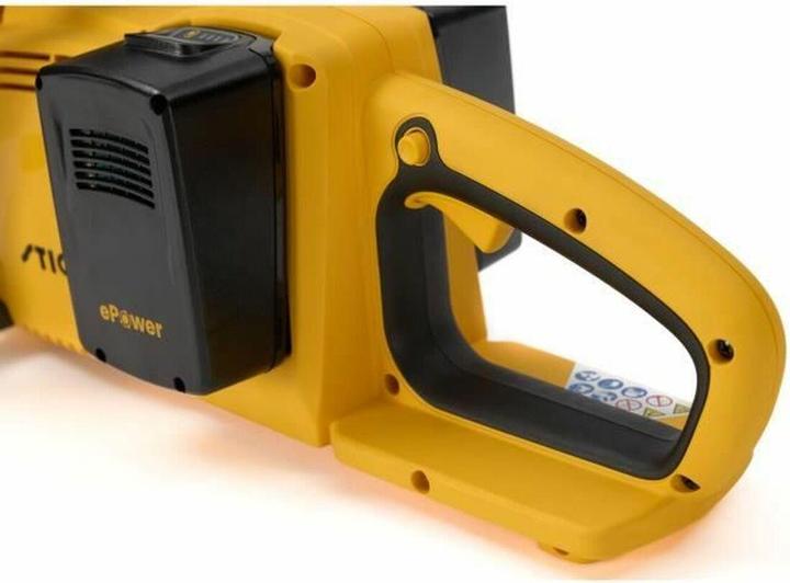 Actual product image Stiga CS 300e cordless chainsaw blade length 300mm (Battery chain saw)