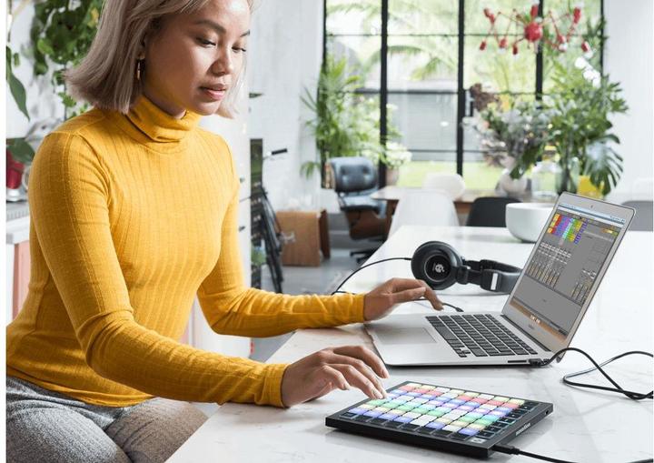 Actual product image novation Launchpad Mini MKIII (Controller)