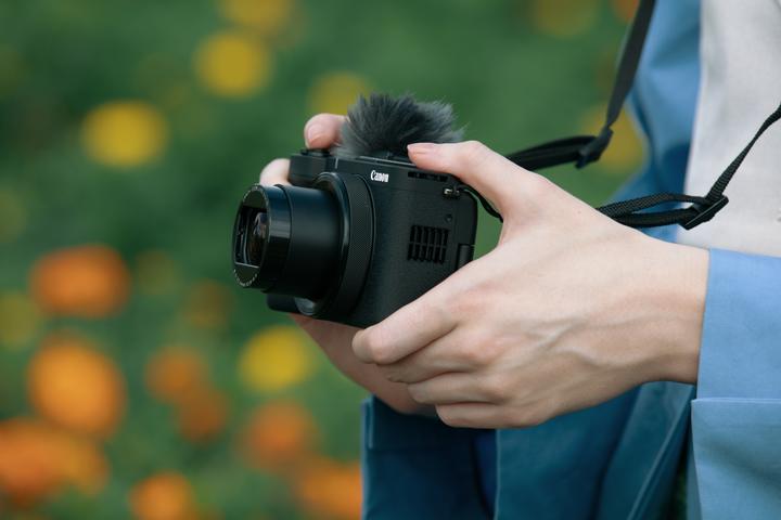 Image du produit Canon PowerShot V1 (16 - 50 mm, 22.30 Mpx, 1/4")