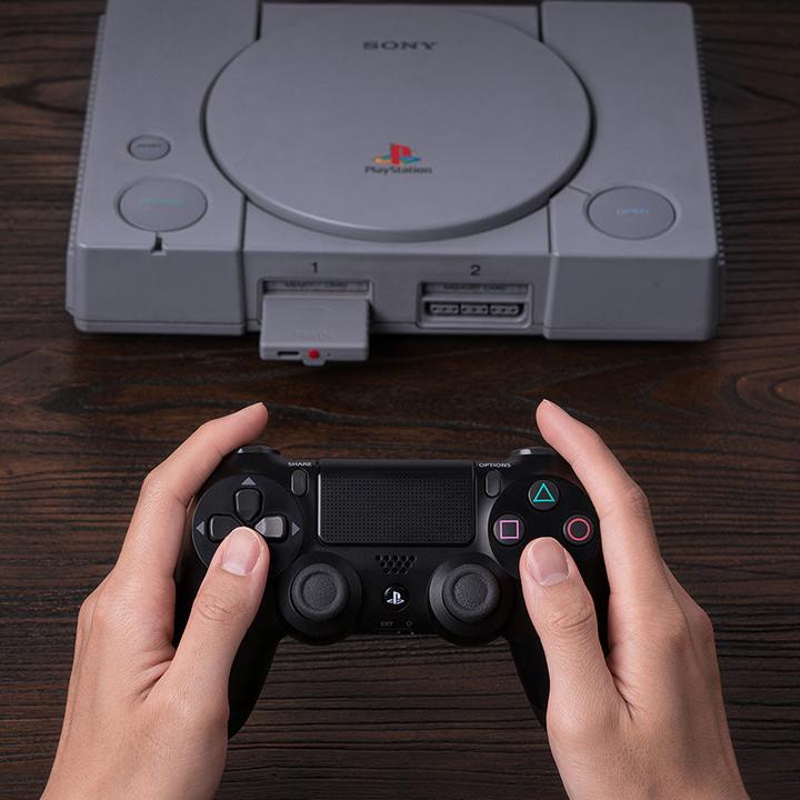Actual product image 8bitdo Retro Receiver PS1/PS2 (PS2, Playstation Classic, PC)
