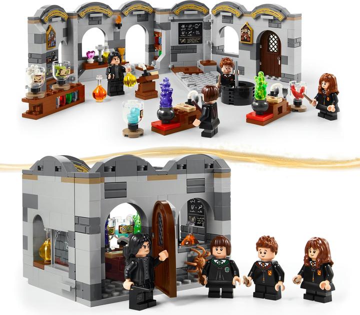 Actual product image LEGO Hogwarts Castle: Potions lessons (76431, LEGO Harry Potter)