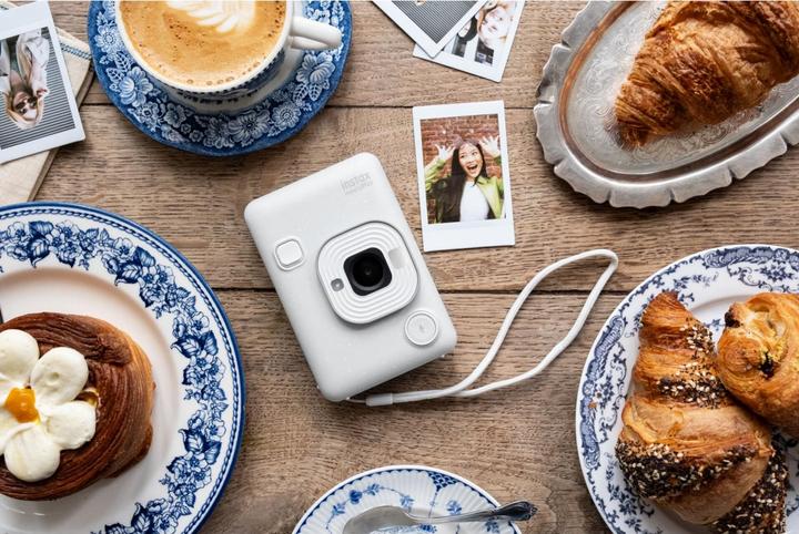 Actual product image Fujifilm Instax mini LiPlay