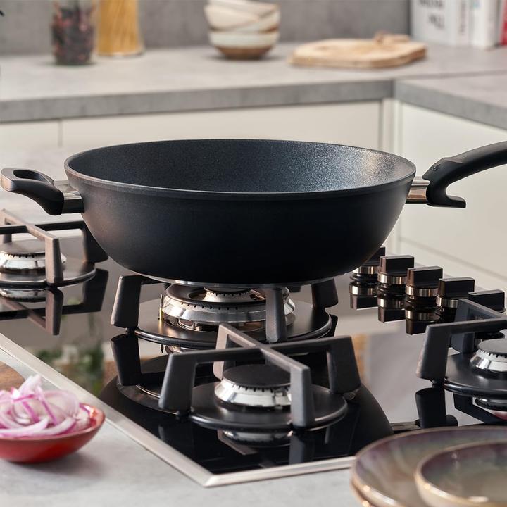 Produktbild Fissler adamant Wokpfanne 32 cm INDUKTION (32 cm, Wok Pfanne, Aluminium)